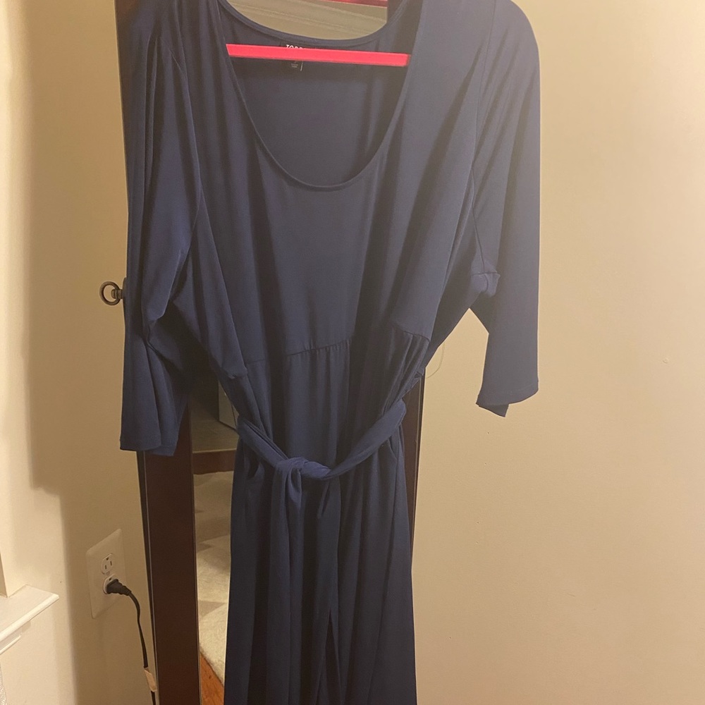 Never worn! Navy blue Torrid dress with pockets!
